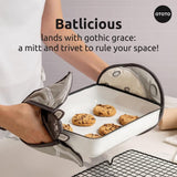 🔥LAST DAY 50% OFF - 🦇OTOTO Batlicious Oven Mitts & Pot Holders Set
