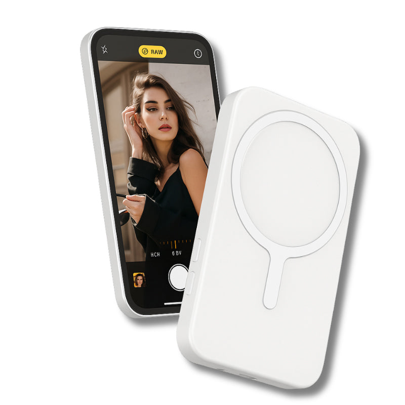 Magnetic wireless selfie monitor