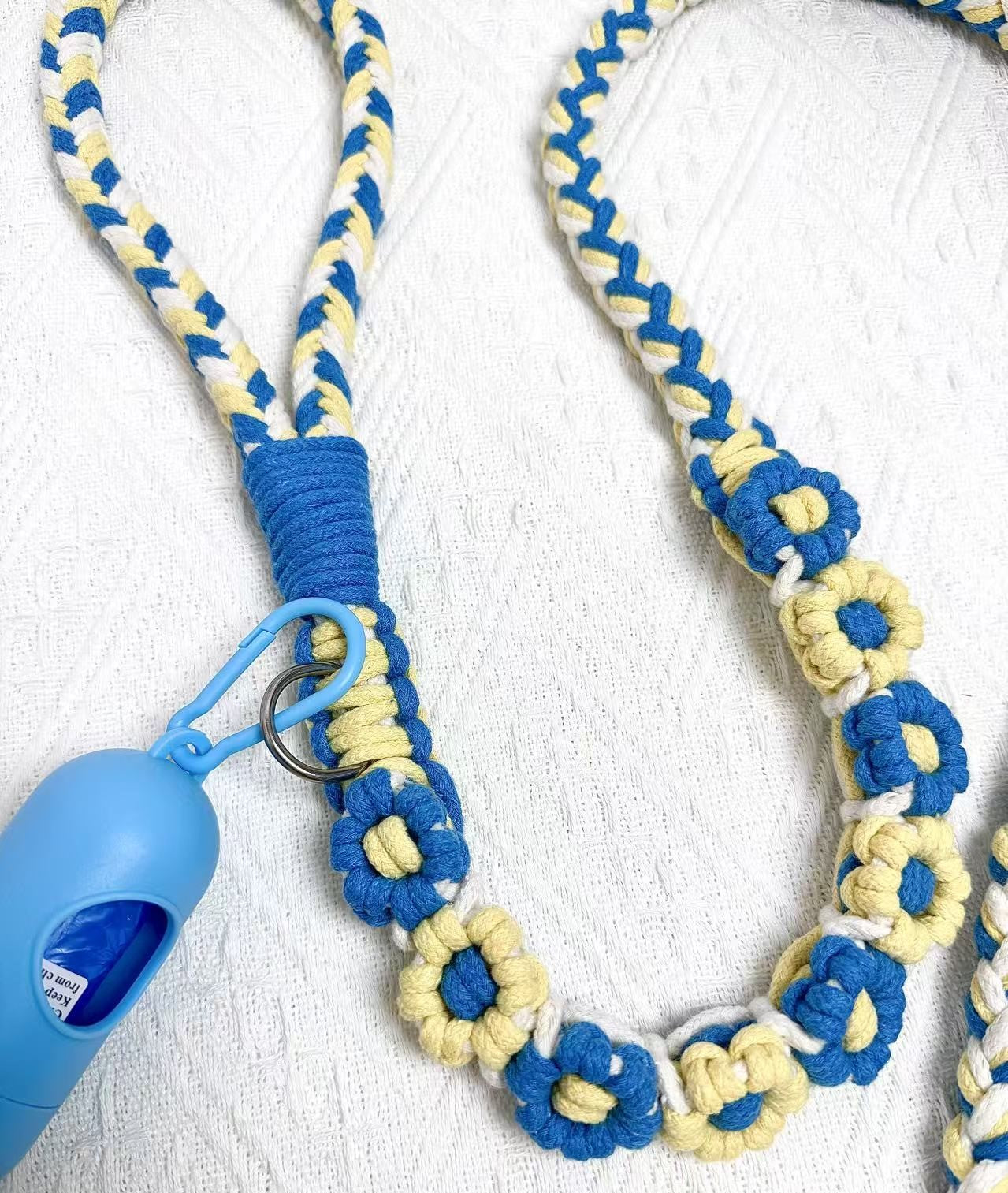 Nine Flowers Rope Dog Leash (Blue Yellow)