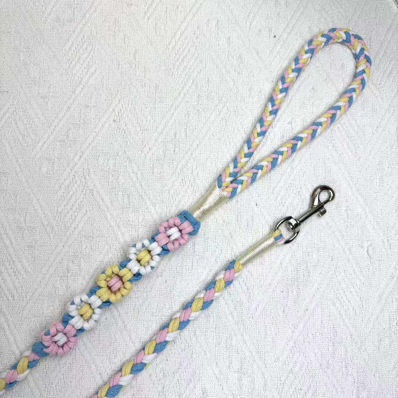 Five Flowers Rope Dog Leash (Blue and Pink)
